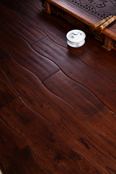 Curved Handscraped Oak Flooring